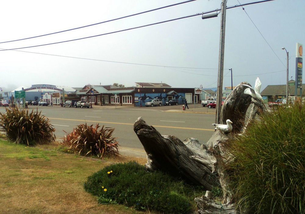 Lighthouse Cove Inn باندون المظهر الخارجي الصورة Lincoln City